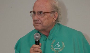 PREFEITO MARDEN JÚNIOR EMITE NOTA DE PESAR PELA MORTE DO DR. FLORIANO FREITAS FILHO