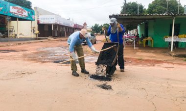 SEGUINDO DETERMINAÇÕES DO PREFEITO MARDEN JÚNIOR, EQUIPES DA PREFEITURA DE TRINDADE INICIAM SEMANA COM FRENTES DE SERVIÇOS DE TAPA-BURACOS EM SETORES DA CIDADE
