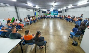 SECRETÁRIO DE SAÚDE, ROGÉRIO TAVEIRA ACOLHE NOVOS ESTAGIÁRIOS E APRESENTA PROTOCOLO ENVOLVENDO SIGILO E ÉTICA