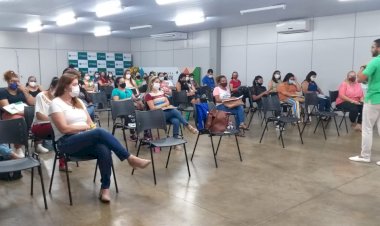 POR DETERMINAÇÃO DO PREFEITO MARDEN JÚNIOR, SECRETÁRIO DE EDUCAÇÃO, SÉRGIO SANCHES REALIZA SEGUNDO ENCONTRO DE FORMAÇÃO DE COORDENADORES DA EDUCAÇÃO INFANTIL E DO ENSINO FUNDAMENTAL DAS ESCOLAS MUNICIPAIS DE TRINDADE. OBJETIVO É FORTALECER PROTAGONISMO DOS ALUNOS PARA FORMAR ADULTOS COM AUTONOMIA E COMPETÊNCIA SOCIOEMOCIONAL