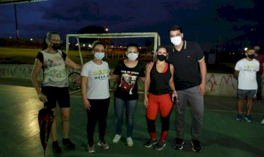 PREFEITO MARDEN JÚNIOR PARTICIPA DO ENCERRAMENTO DO PROJETO DE CARNAVAL MEXA-SE