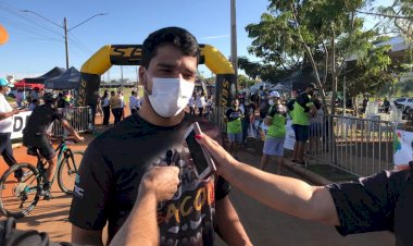 MARDEN JÚNIOR MARCA PRESENÇA NA SEGUNDA EDIÇÃO DO RACHÃO DO BACON, QUE RECEBEU 255 CICLISTAS. EVENTO CONTOU COM APOIO DA PREFEITURA DE TRINDADE