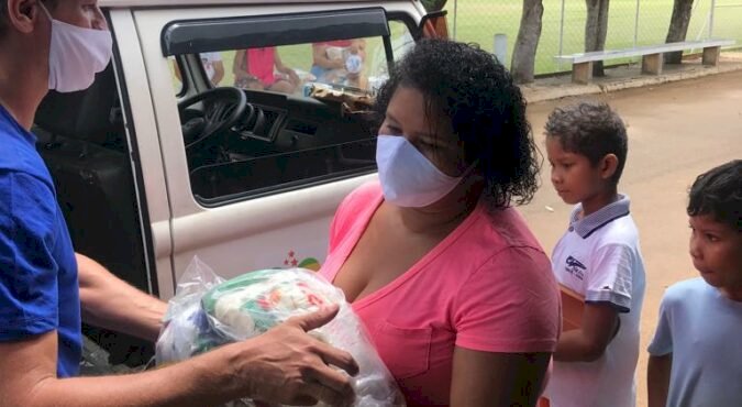 PREFEITURA BENEFICIOU MAIS MORADORES DE TRINDADE E DO DISTRITO DE SANTA MARIA COM CESTAS BÁSICAS ESTA SEMANA