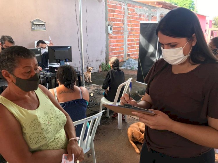 AÇÕES COORDENADAS PELA SECRETÁRIA DE ASSISTÊNCIA SOCIAL, GABRIELA ALVES, REALIZAM ENTREGAS DE CESTAS DE ALIMENTOS EM TRÊS CRAS NESSA SEXTA-FEIRA E FECHA MÊS DE FEVEREIRO COM GRANDE VOLUME DE ATENDIMENTOS