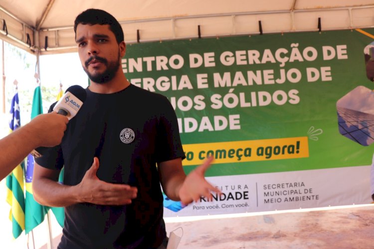 PREFEITO MARDEN JÚNIOR PARTICIPA DE SOLENIDADE DE ASSINATURA DA AUTORIZAÇÃO DO ESTADO DE GOIÁS DA PROPOSTA DE COOPERAÇÃO INTERMUNICIPAL UTILIZANDO ATERRO NA CIDADE