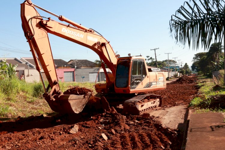 PREFEITURA DE TRINDADE REALIZA FORÇA-TAREFA PARA SERVIÇOS DE LIMPEZA E RECUPERAÇÃO DA MALHA VIÁRIA